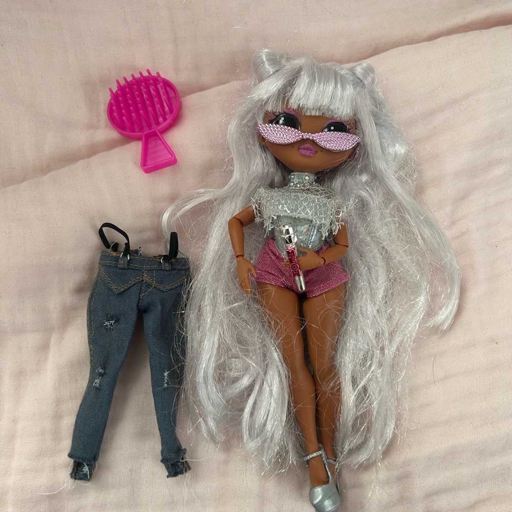 L.O.L Surprise! O.M.G. Remix Kitty K Fashion Doll